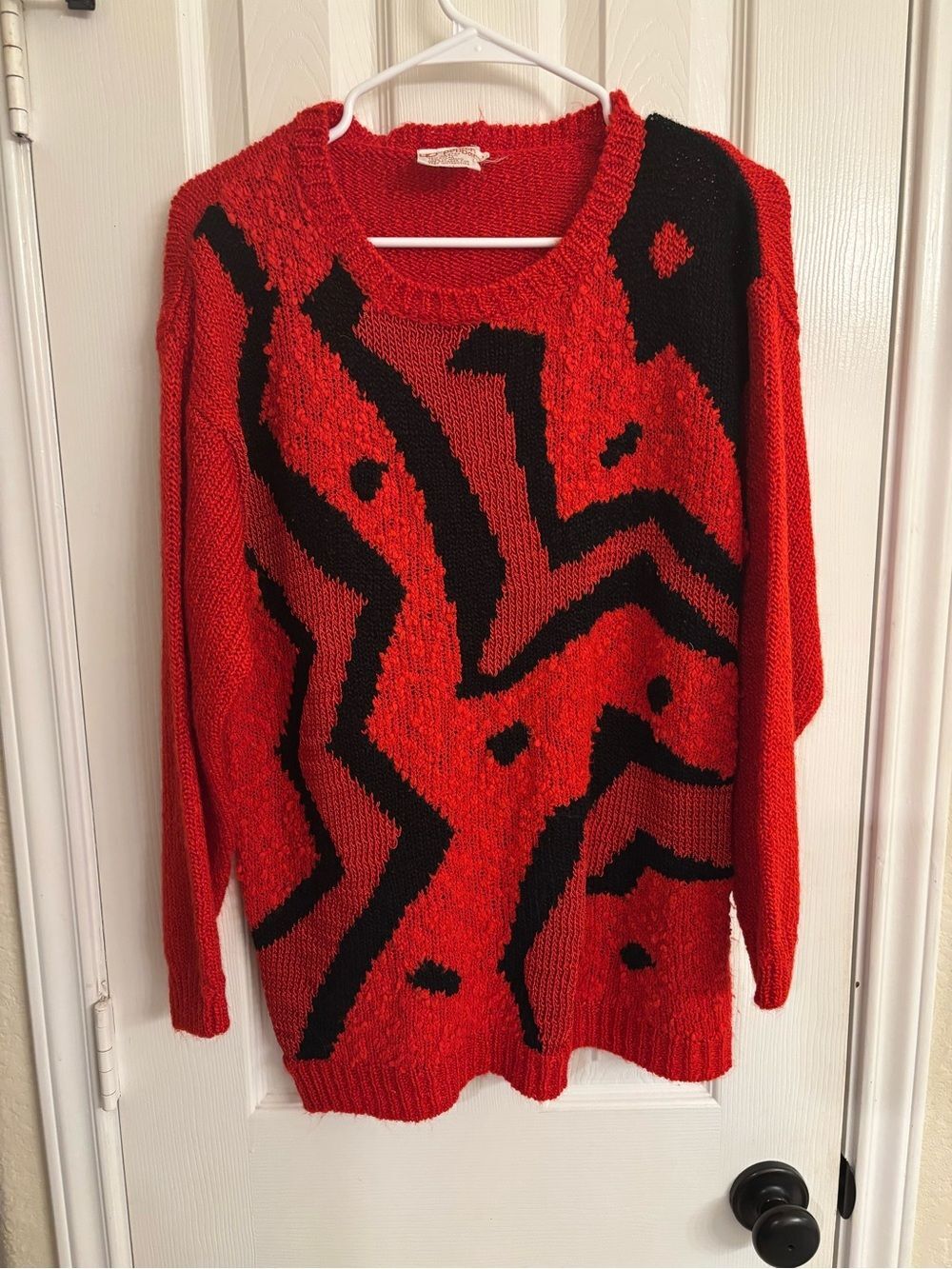 Vintage Beldoch Popper Red Black Abstract Knit Sweater Women’s Large 80s